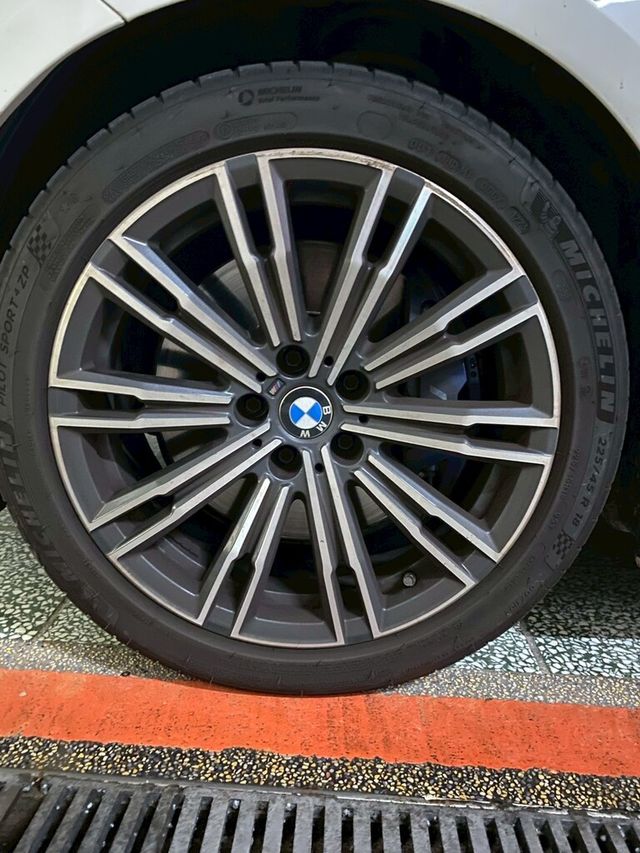 BMW寶馬 330I M SPORT  第15張相片