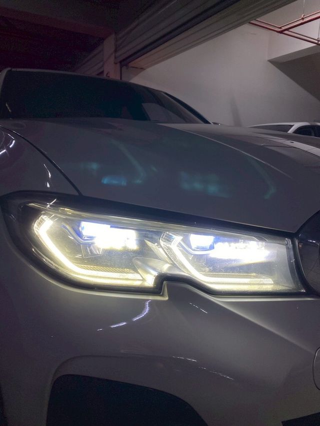 BMW寶馬 330I M SPORT  第18張相片