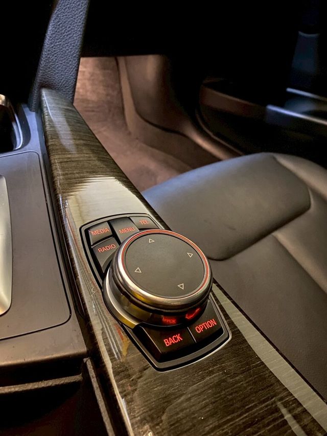 BMW寶馬 328I  第11張相片