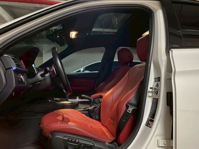 BMW寶馬 335I  第7張相片
