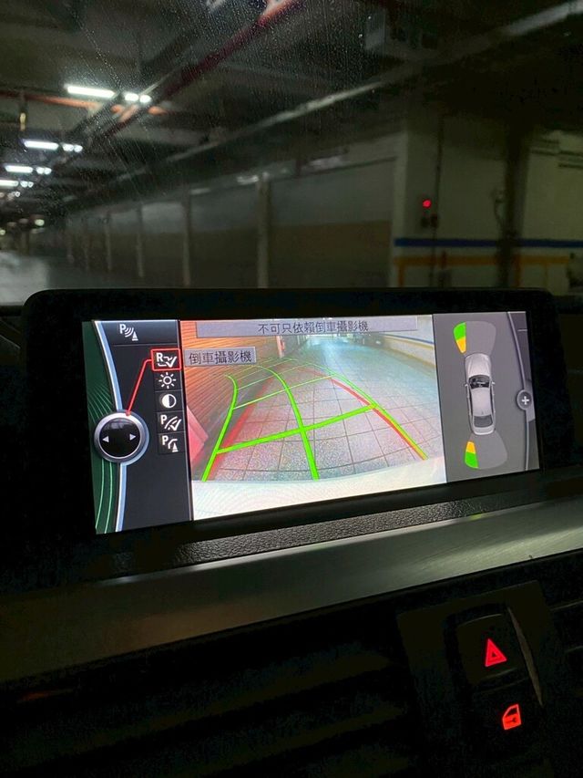 BMW寶馬 335I  第11張相片