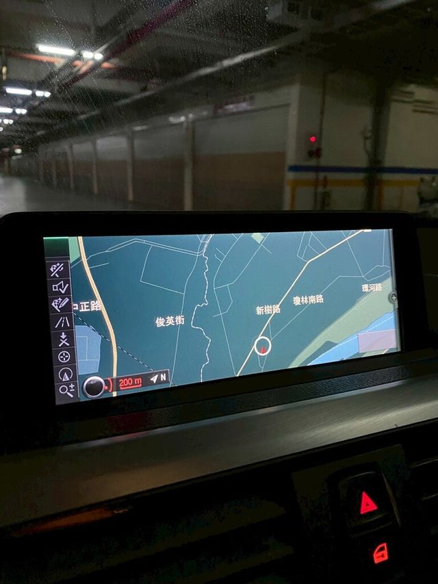 BMW寶馬 335I  第12張相片