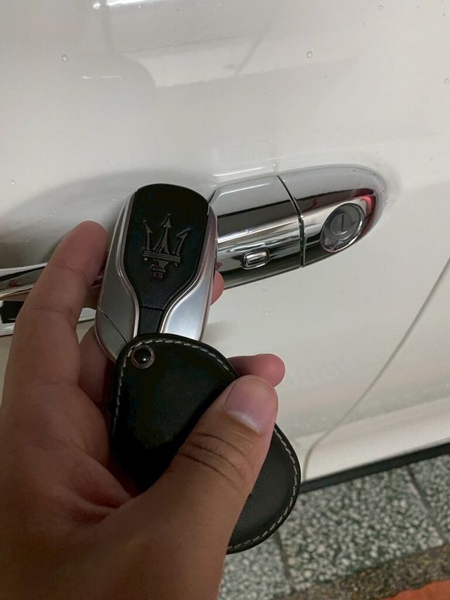 MASERATI瑪莎拉蒂 QUATTROPORTE  第10張相片