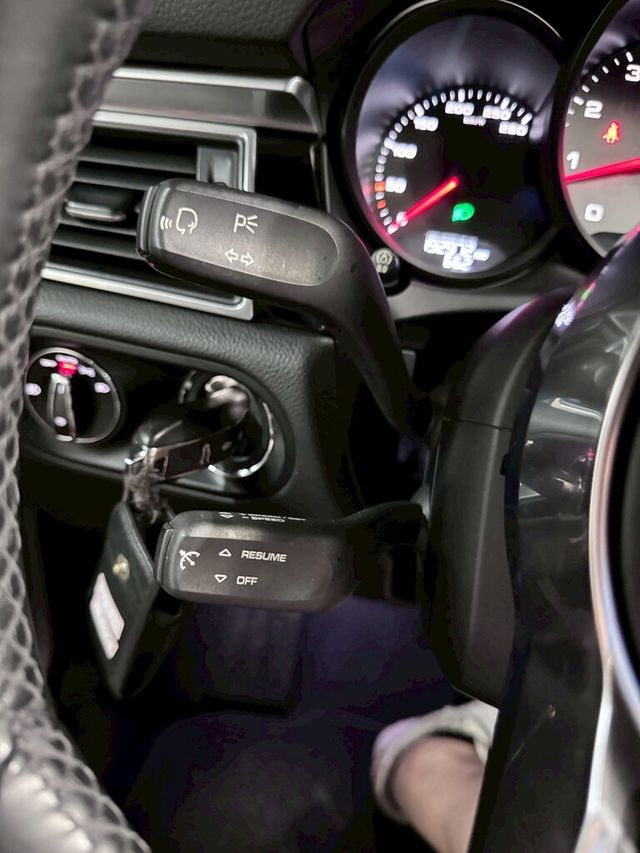 PORSCHE保時捷 MACAN S  第10張相片