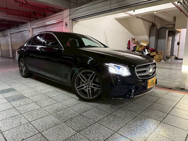 M-BENZ賓士 E300  第1張相片