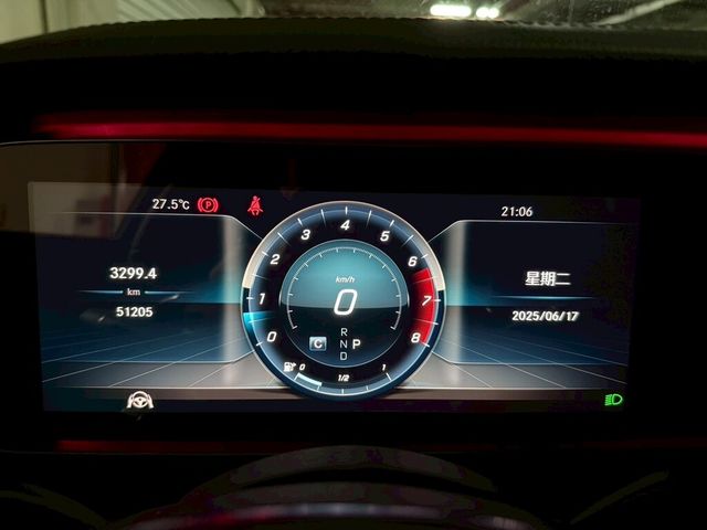 M-BENZ賓士 E300  第14張相片