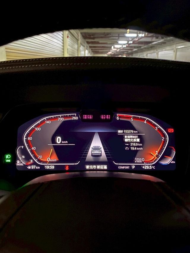 BMW寶馬 X5 XDRIVE25D  第14張相片