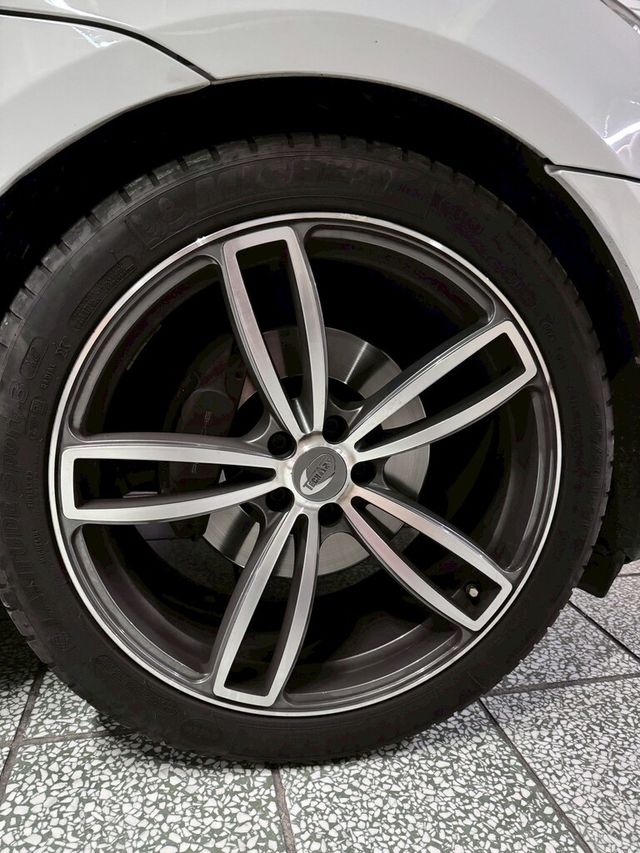 PORSCHE保時捷 MACAN  第9張相片