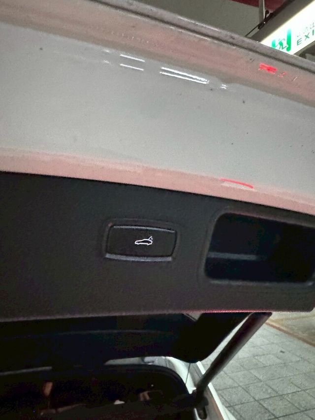 PORSCHE保時捷 MACAN  第10張相片