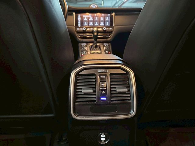 PORSCHE保時捷 MACAN  第12張相片