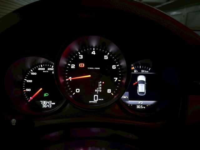 PORSCHE保時捷 MACAN  第19張相片