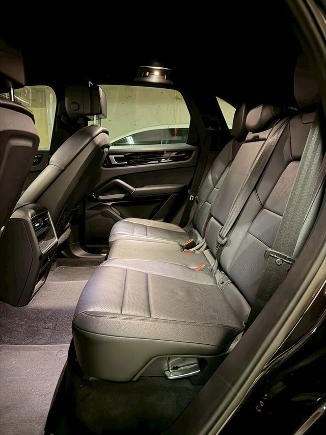 PORSCHE保時捷 CAYENNE  第8張相片