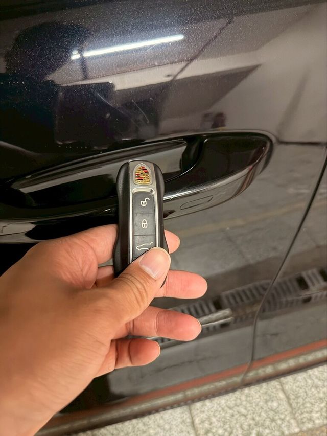 PORSCHE保時捷 CAYENNE  第15張相片