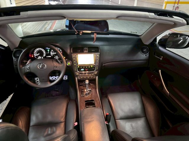LEXUS凌志 IS250c  第11張相片