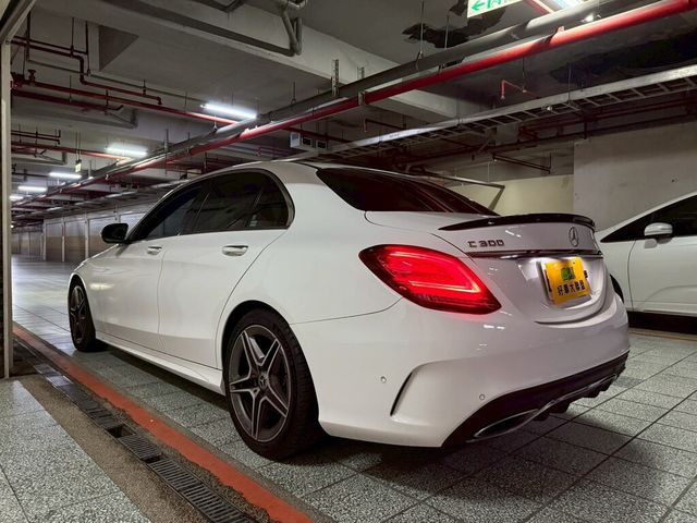 M-BENZ賓士 C300  第5張相片
