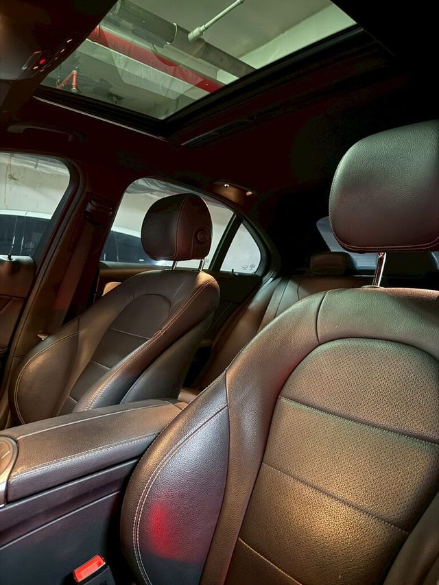 M-BENZ賓士 C300  第7張相片