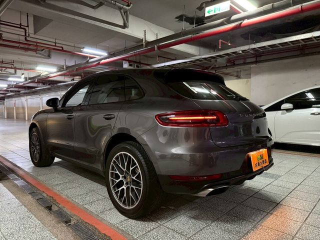 PORSCHE保時捷 MACAN  第5張相片