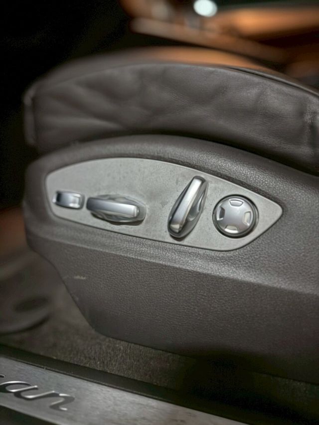 PORSCHE保時捷 MACAN  第10張相片