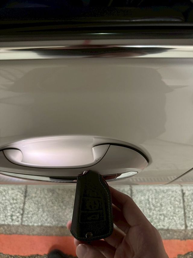 BMW寶馬 630I GT  第13張相片