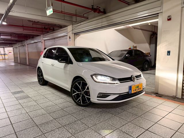 VOLKSWAGEN福斯 GOLF  第1張相片