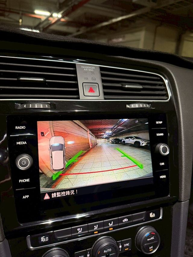 VOLKSWAGEN福斯 GOLF  第11張相片