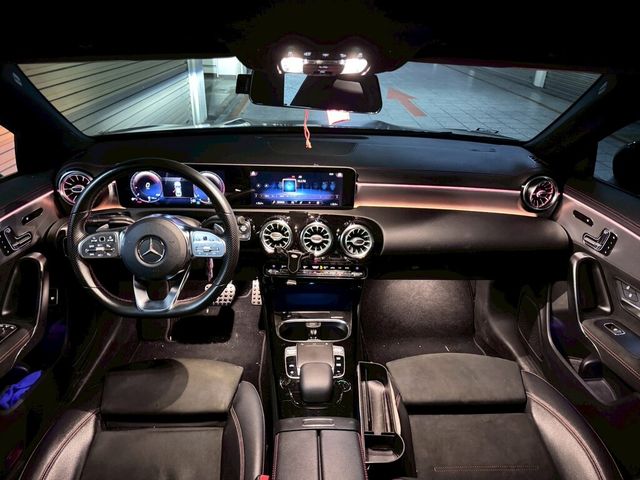 M-BENZ賓士 CLA250  第6張相片