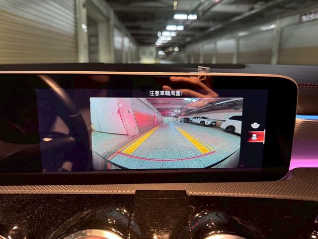 M-BENZ賓士 CLA250  第12張相片