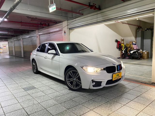 BMW寶馬 318D SEDAN  第1張相片