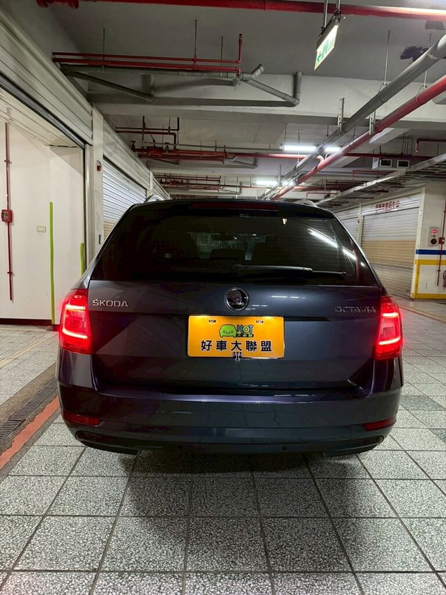 SKODA司科達 OCTAVIA COMBI  第4張相片