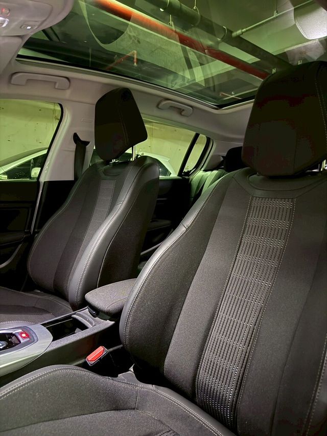 PEUGEOT寶獅 308  第7張相片