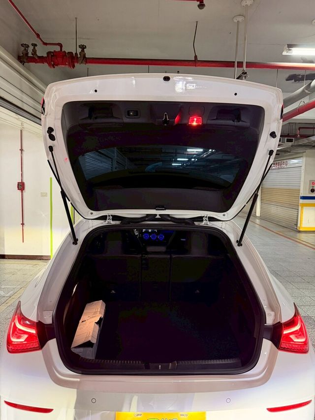 M-BENZ賓士 CLA250 SHOOTING BRAKE  第11張相片