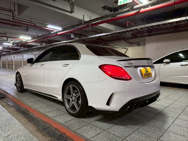 M-BENZ賓士 C300  第5張相片