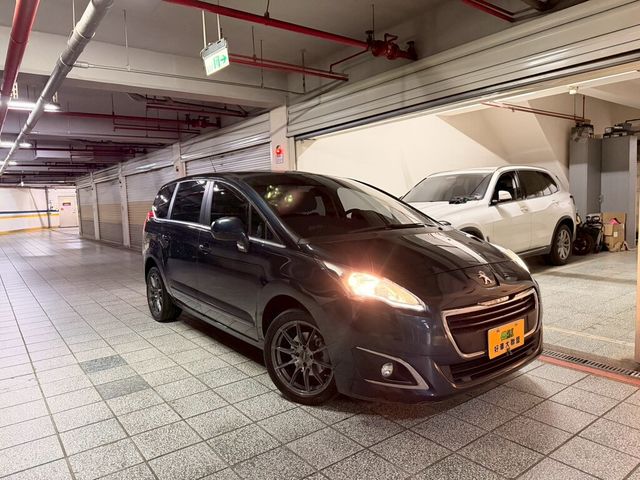 PEUGEOT寶獅 5008  第1張相片