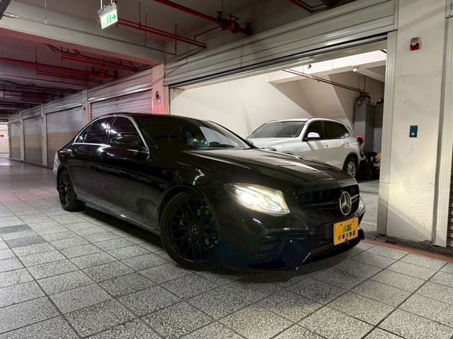M-BENZ賓士 E220D  第1張相片