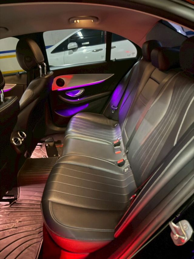 M-BENZ賓士 E220D  第8張相片