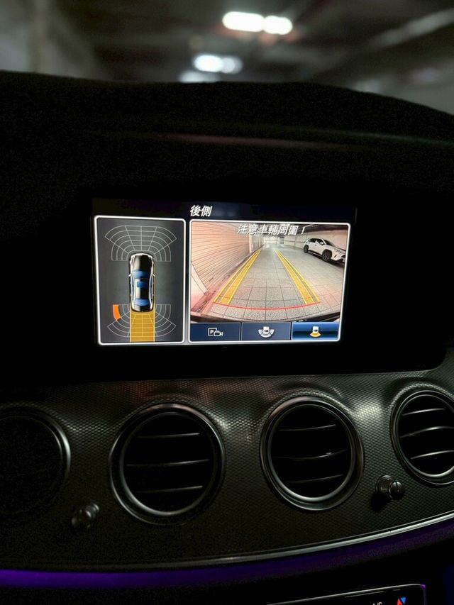 M-BENZ賓士 E220D  第10張相片