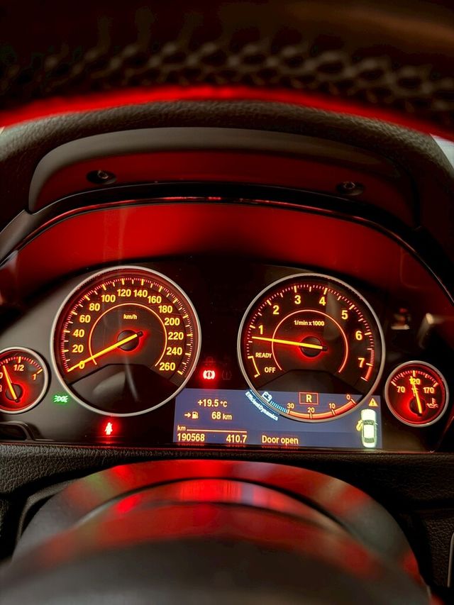 BMW寶馬 335I  第13張相片