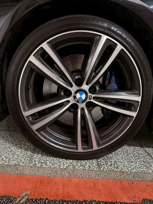 BMW寶馬 335I  第14張相片