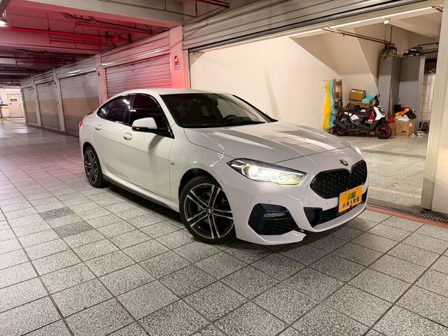 BMW寶馬 218I M SPORT  第1張相片