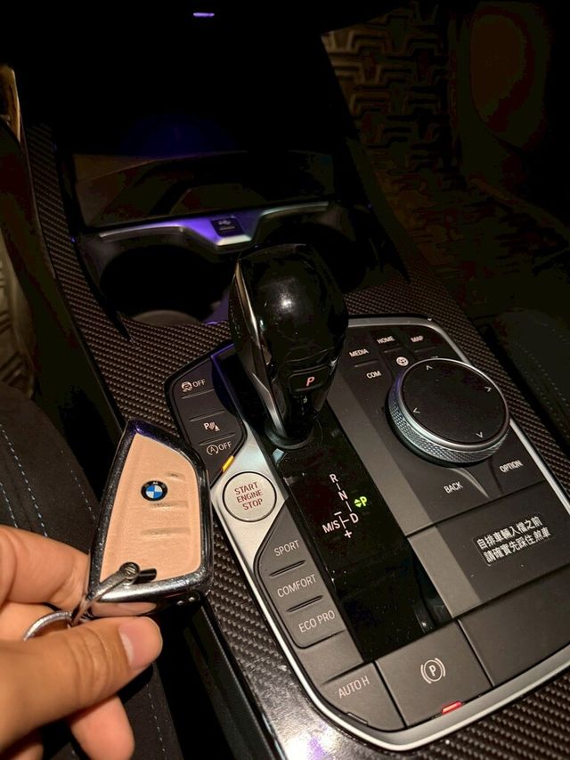 BMW寶馬 218I M SPORT  第11張相片