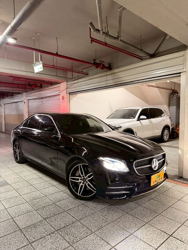 M-BENZ賓士 E300  第2張相片