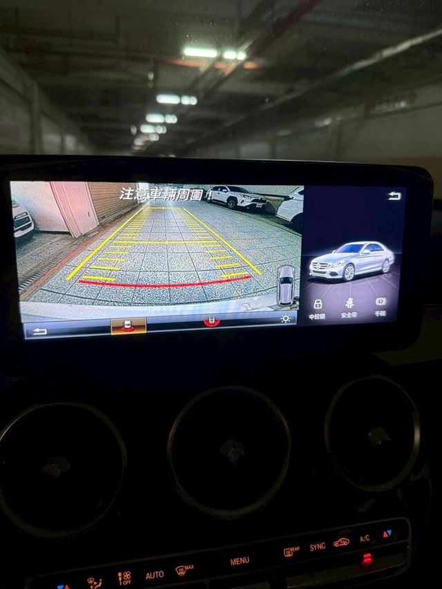 M-BENZ賓士 C200D  第9張相片