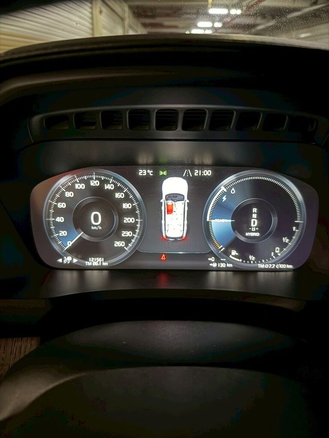 VOLVO富豪 XC90  第16張相片