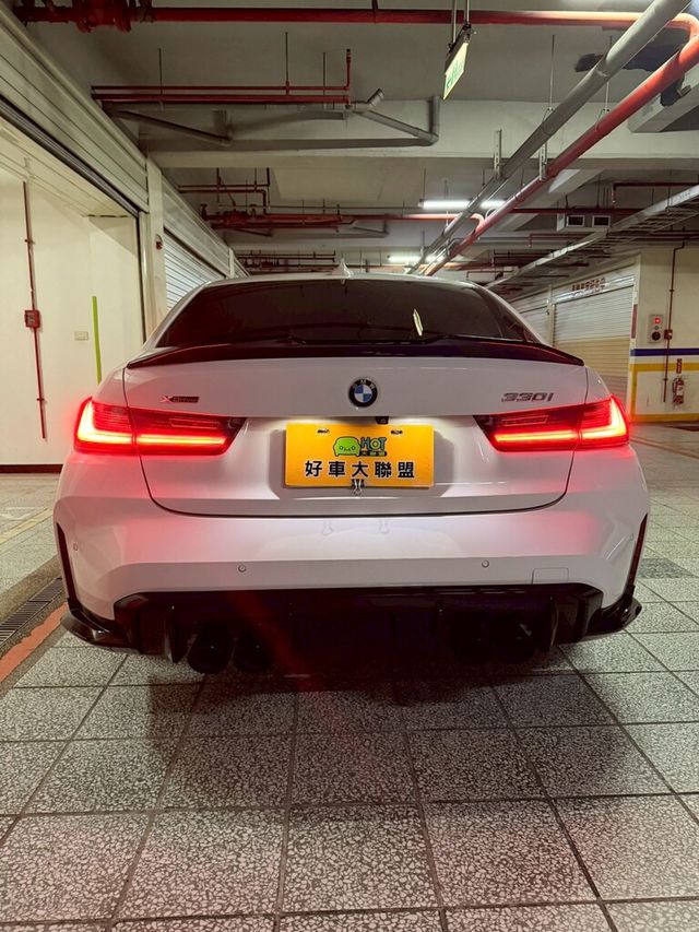 BMW寶馬 330I  第4張相片