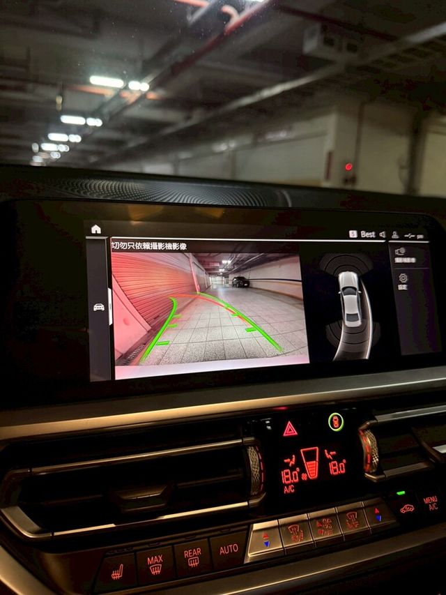 BMW寶馬 330I  第11張相片