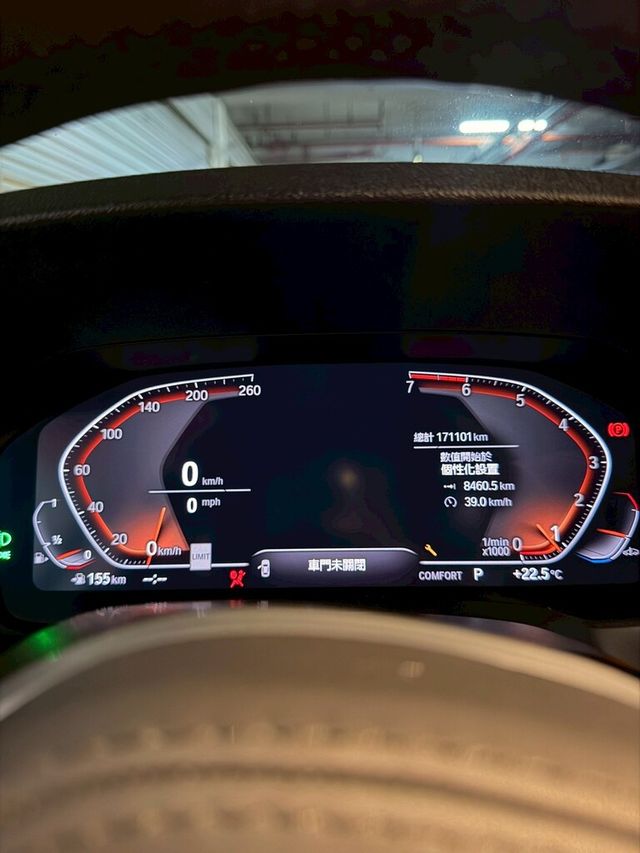 BMW寶馬 330I  第12張相片