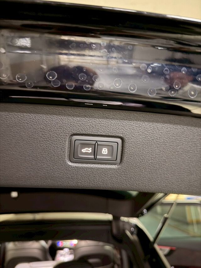 AUDI奧迪 Q7  第15張相片