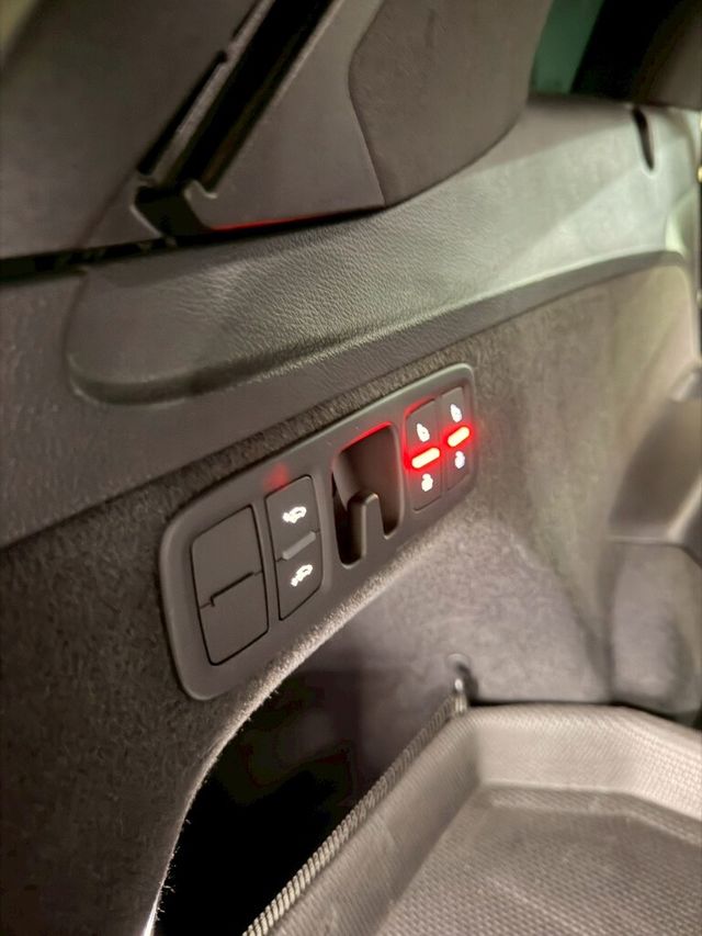 AUDI奧迪 Q7  第16張相片