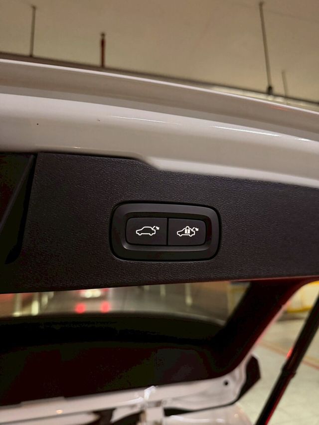 VOLVO富豪 V60  第9張相片