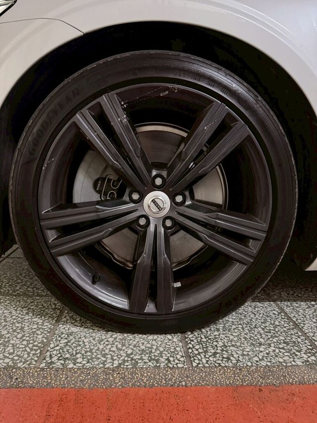 VOLVO富豪 V60  第10張相片